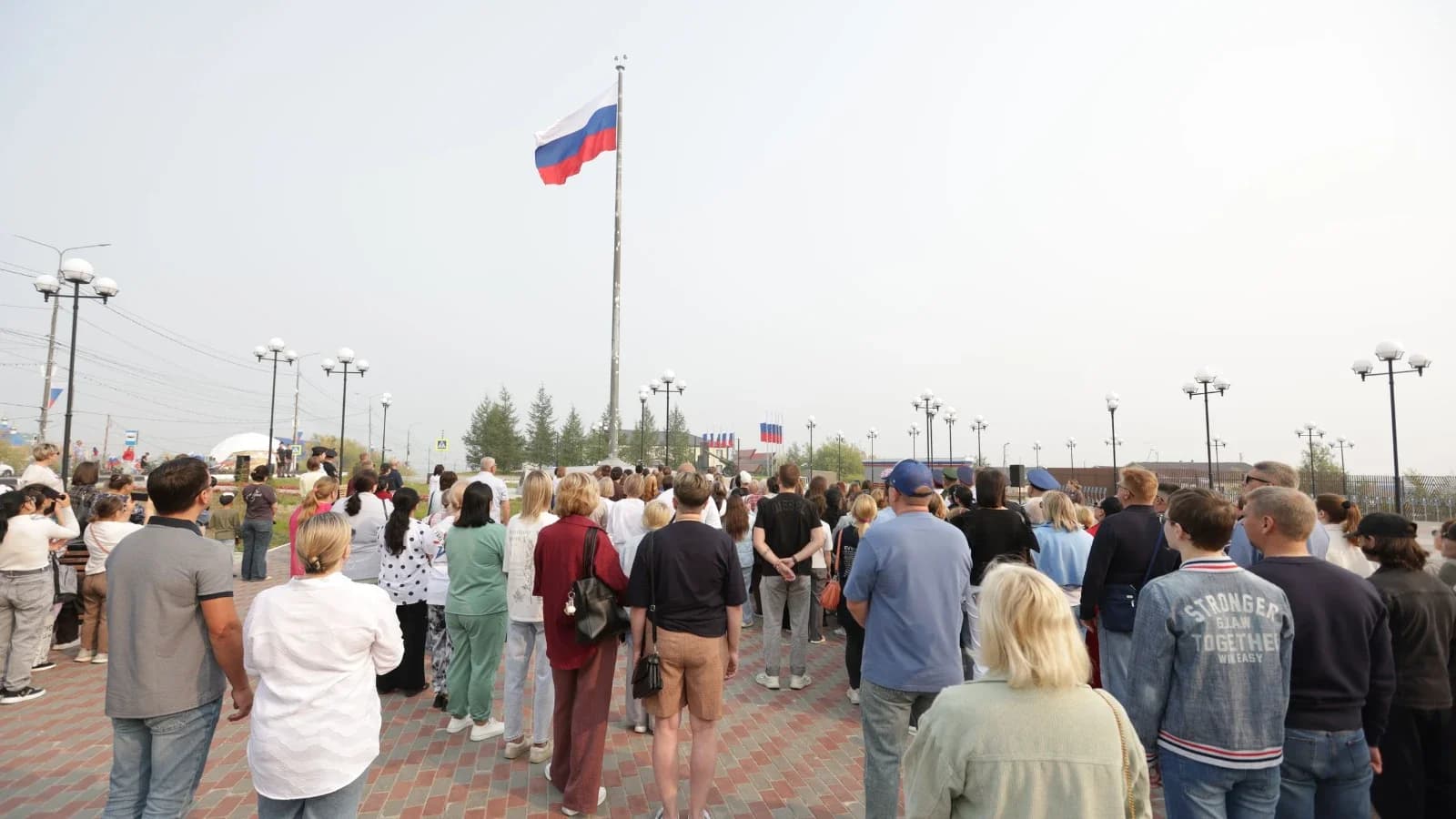 Тазовский район отметил День Государственного флага России. Фото