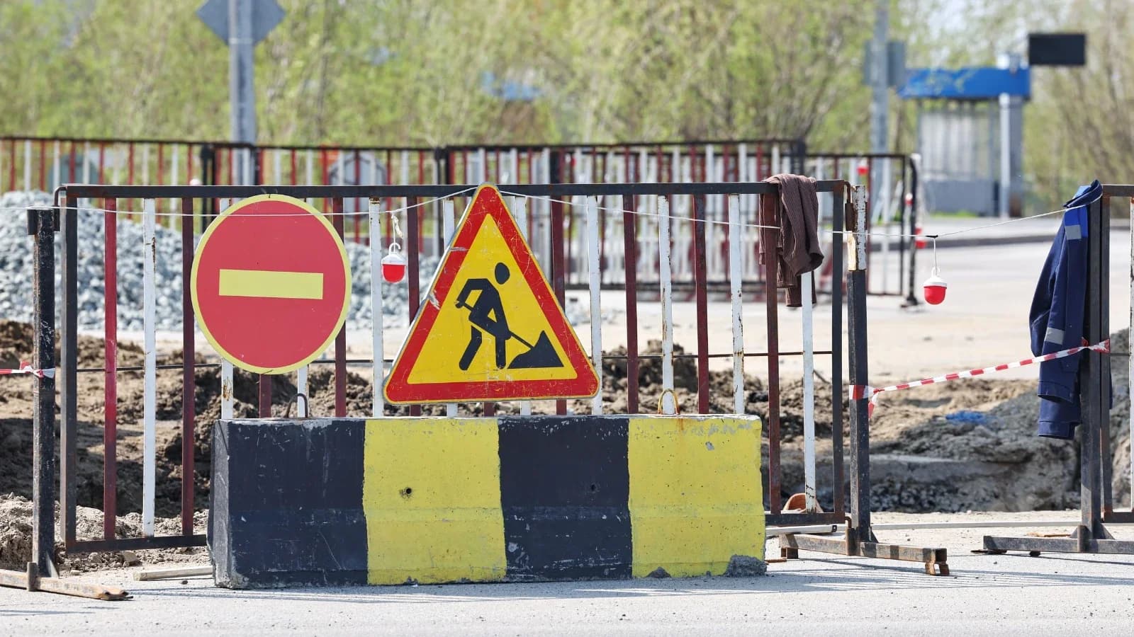 В Тазовском перекроют участок улицы Заводской у магазина «Кедр»
